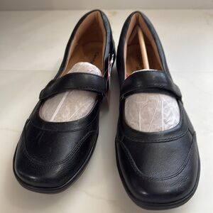 NWT - Comfortiva Align Mary Jane Black Leather Size 11M - Never worn before